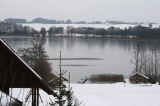 To widoczek, kiedy jezioro jeszcze walczy z mrozem